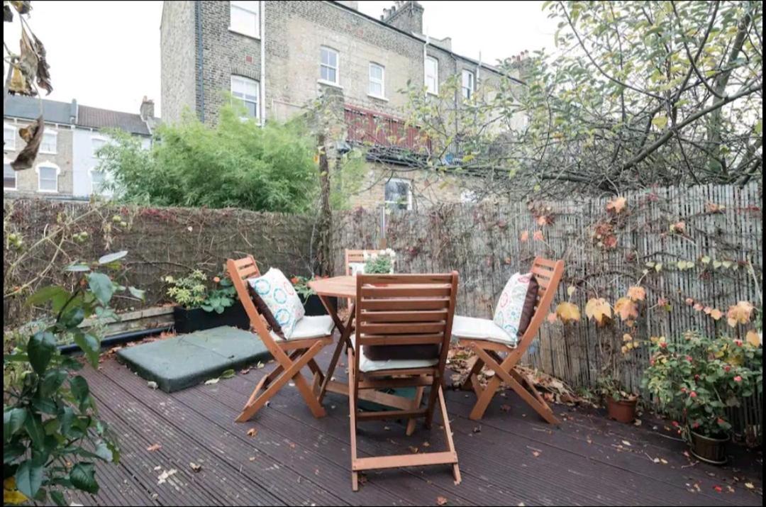 Stylish Room With Private Bath & Terrace In Super Central Clapham Junction Minutes From Victoria, Waterloo Londres Extérieur photo