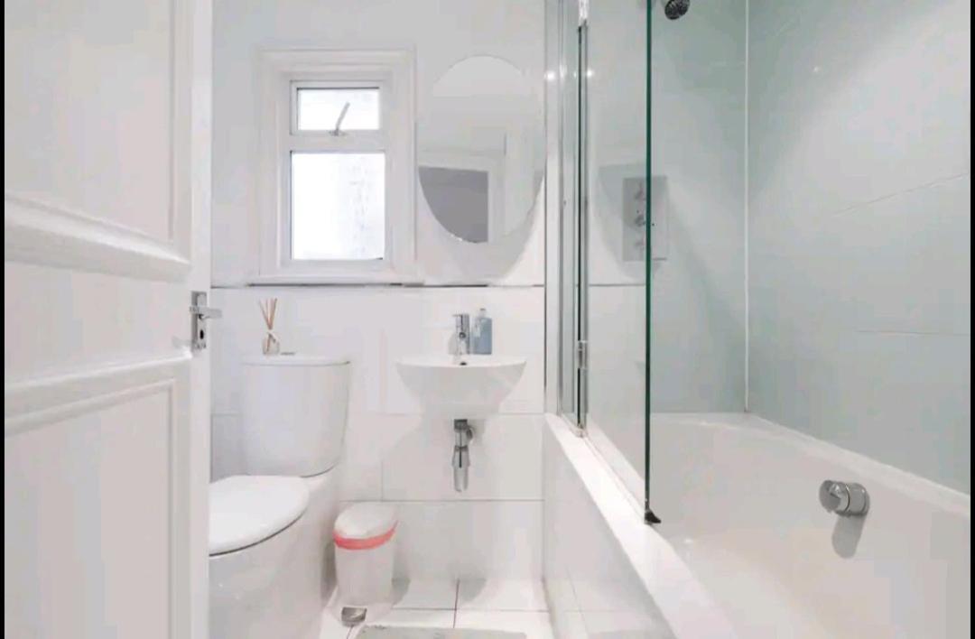 Stylish Room With Private Bath & Terrace In Super Central Clapham Junction Minutes From Victoria, Waterloo Londres Extérieur photo